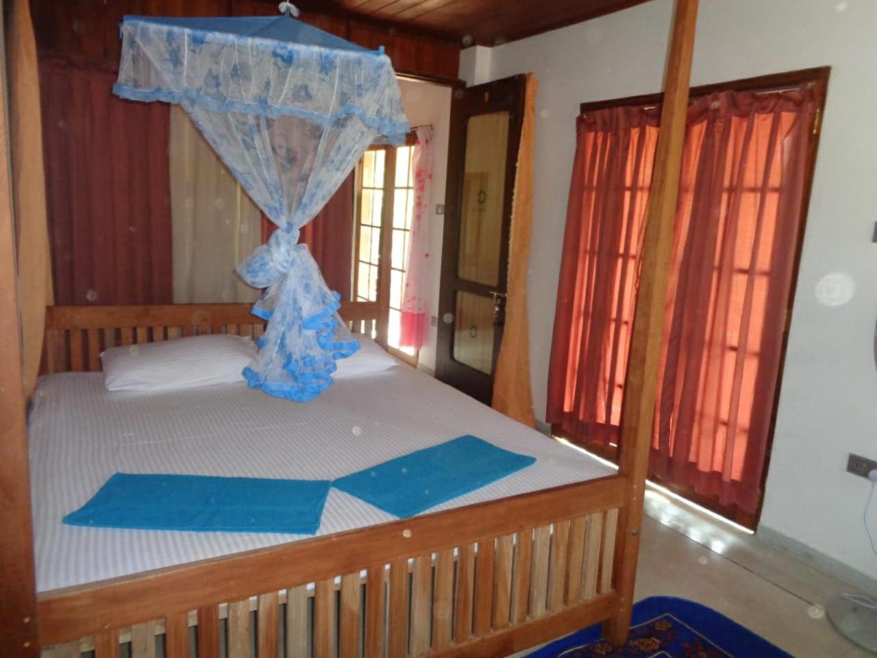 Milkyway Holiday Resort Unawatuna Ruang foto